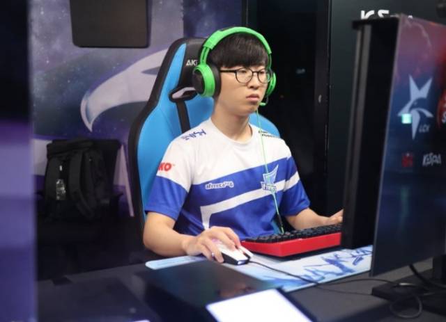 和阿贾克斯 和阿贾克斯